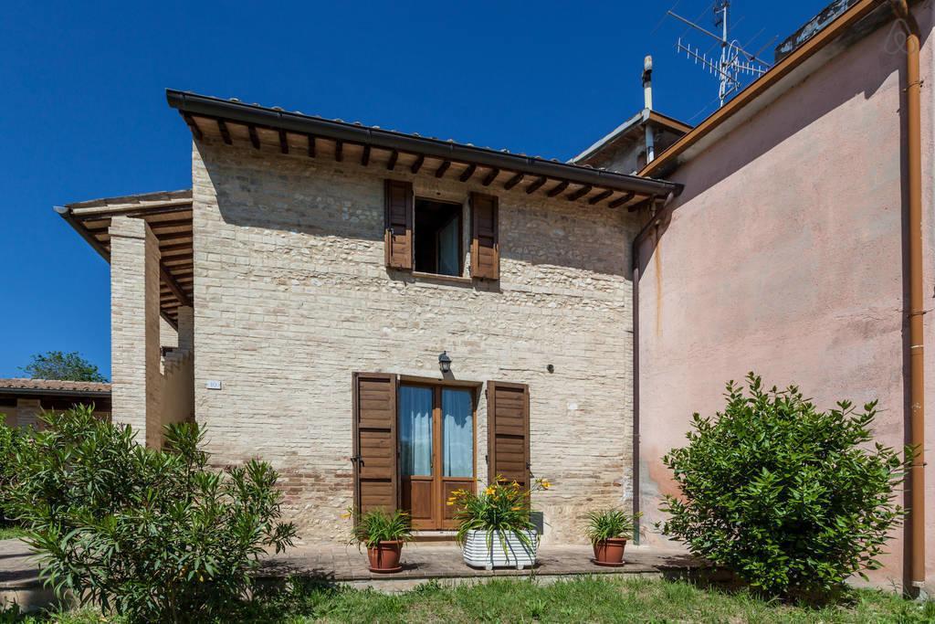 Ciards House Διαμέρισμα Montefalco Δωμάτιο φωτογραφία
